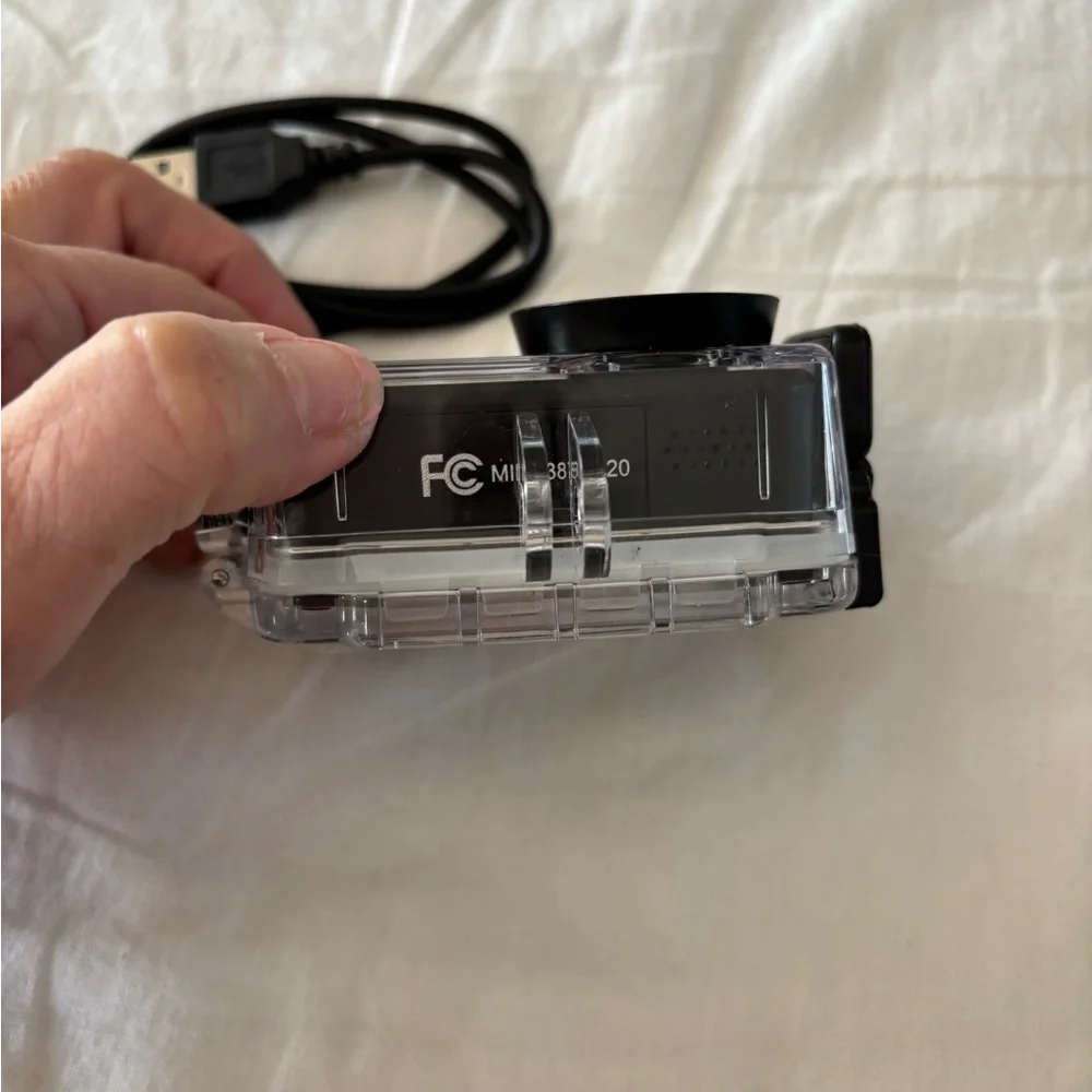 Vivitar DVR 922HD – BLK. DVR 922 Fouquet dual screen‎ action cam